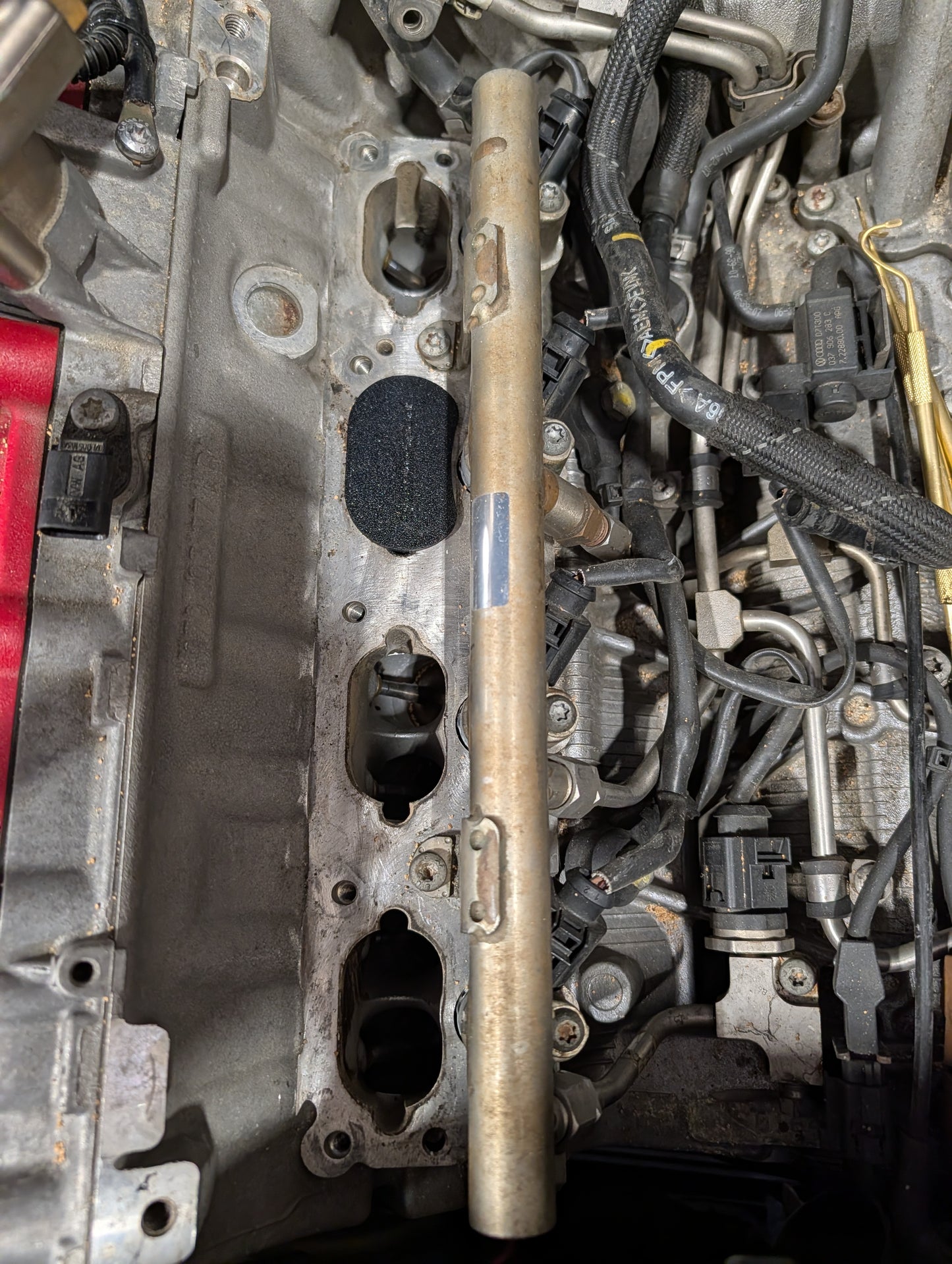QS Tools - RS4 Intake Port Plugs - Injector In Place